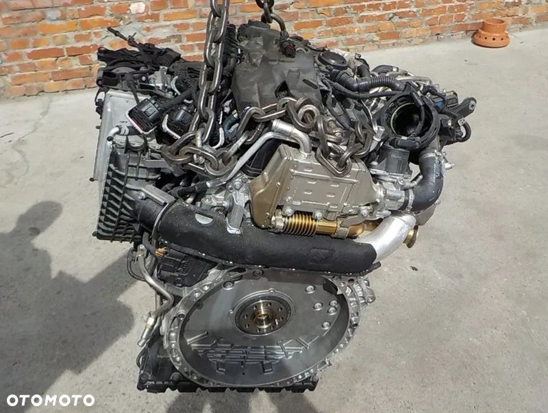 SILNIK KOMPLETNY MERCEDES Klasa C (W205) 1.6 CDI 654916 654.916 - 6