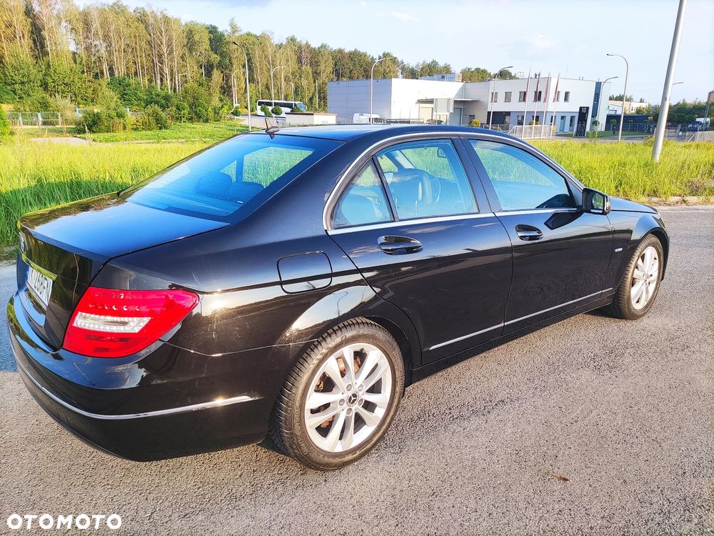 Mercedes-Benz Klasa C 180 BlueEFFICIENCY Avantgarde - 7
