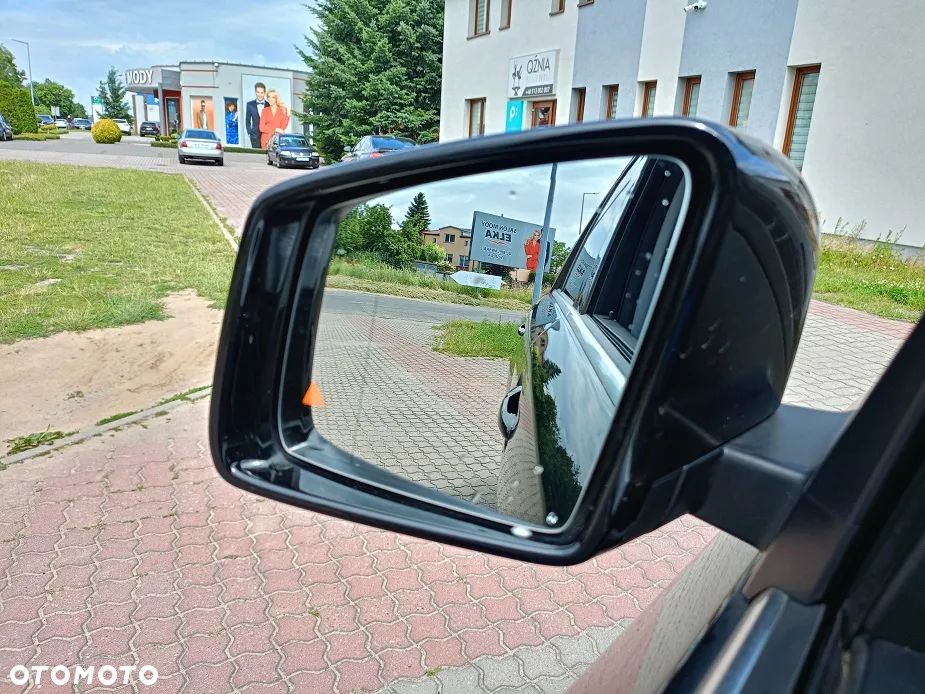 Mercedes-Benz GLE - 21