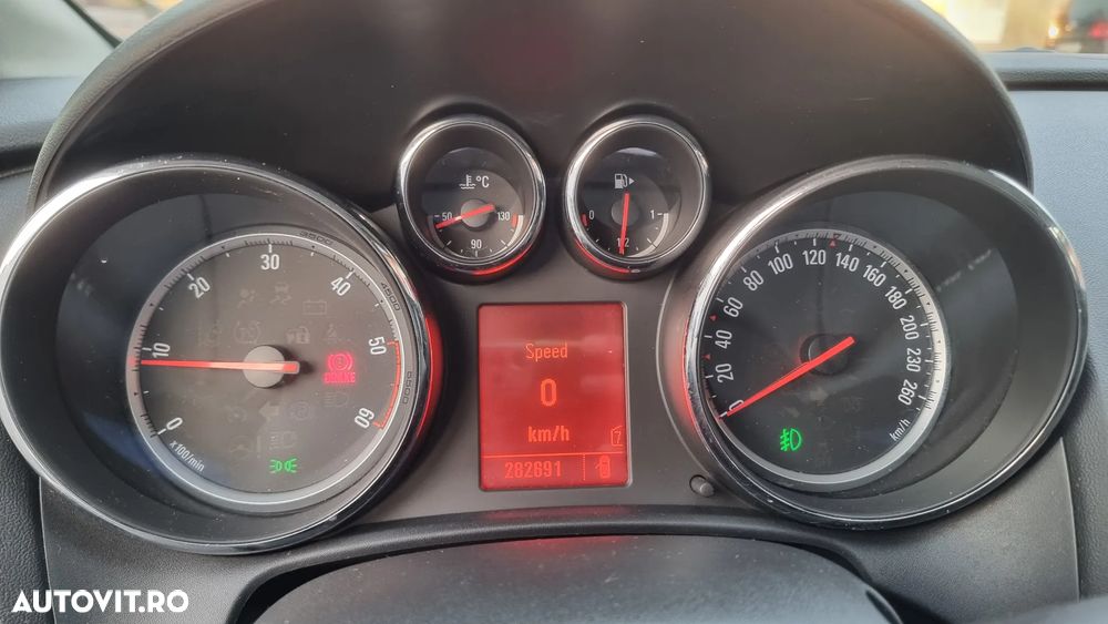 Opel Astra 1.7 CDTI DPF 150 Jahre - 6