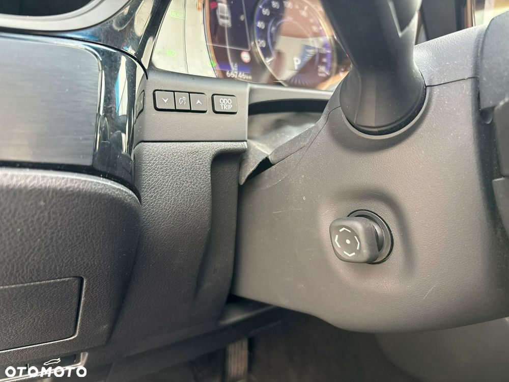 Lexus ES 300h Business Edition - 27
