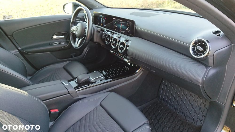 Mercedes-Benz Klasa A 250 Style 7G-DCT - 9