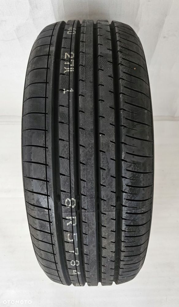 OPONA YOKOHAMA BLUEARTH-XT AE61 225 55 R18 98V - 2