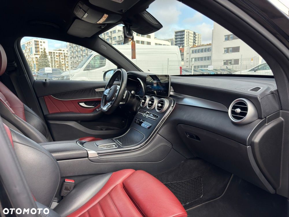 Mercedes-Benz GLC 300 4-Matic - 24
