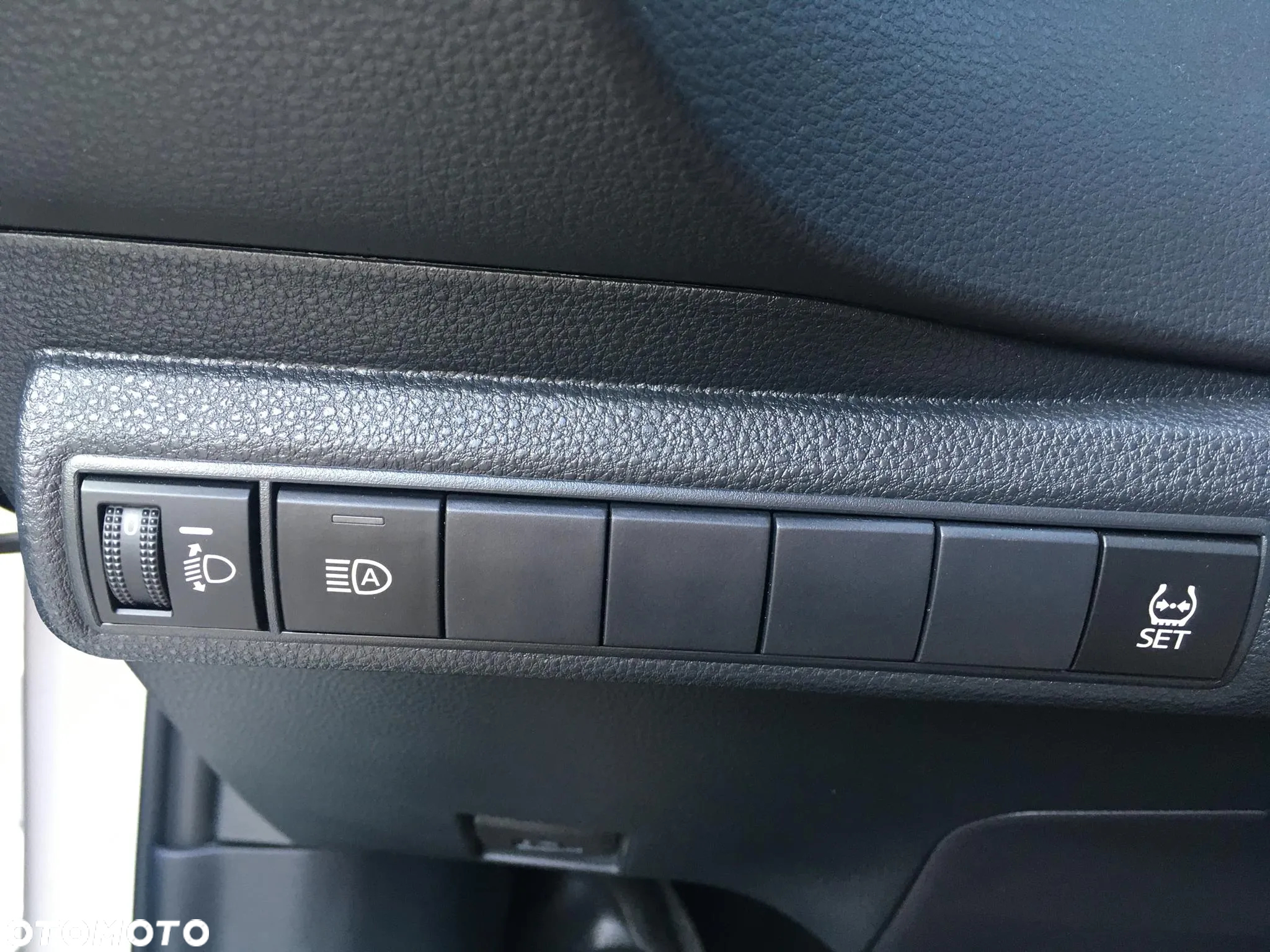 Toyota Corolla 1.5 Comfort - 27