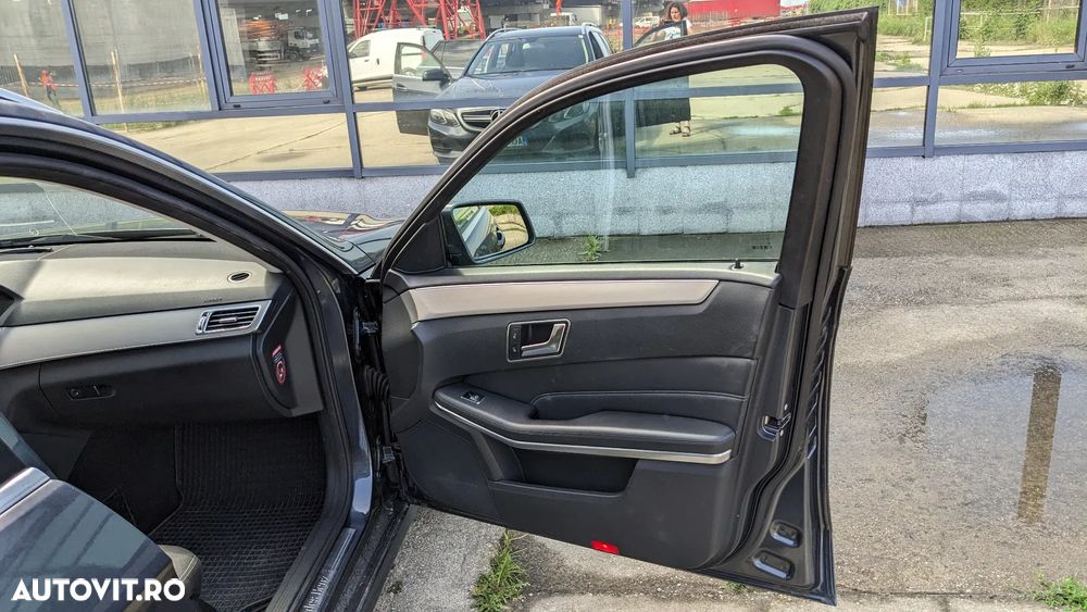 Mercedes-Benz E 200 CDI DPF BlueEFFICIENCY 7G-TRONIC - 13