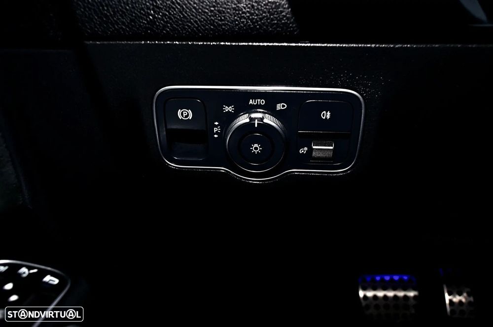 Mercedes-Benz GLA 250 e AMG Line - 13