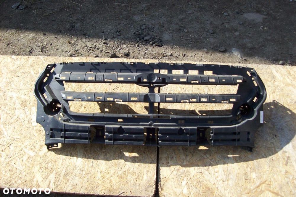wzmocnienie grila ford cuga mk ii - 1