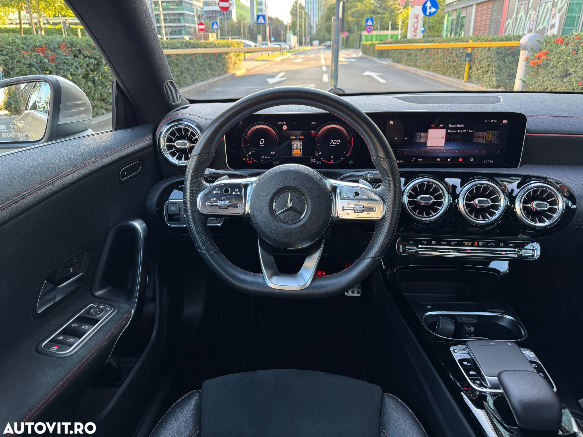 Mercedes-Benz CLA 220 Shooting Brake 7G-DCT AMG Line - 5