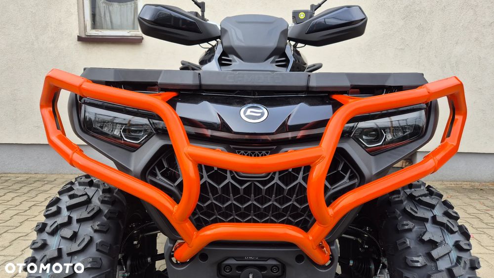 CFMoto CForce - 8