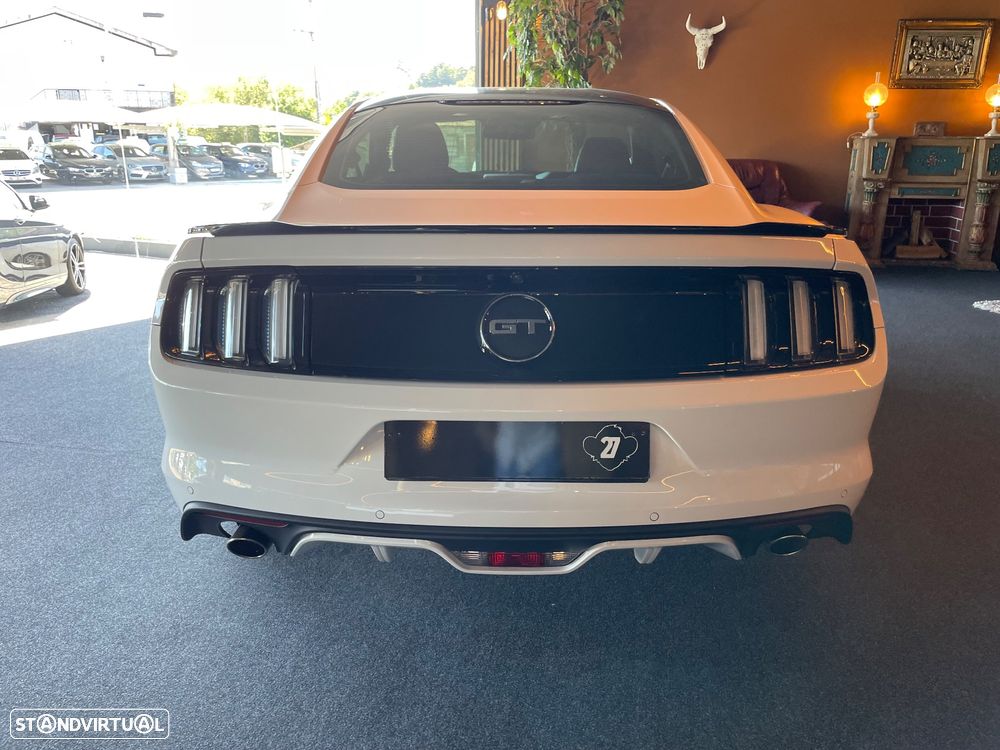 Ford Mustang 5.0 Ti-VCT V8 Black Shadow Edition - 4