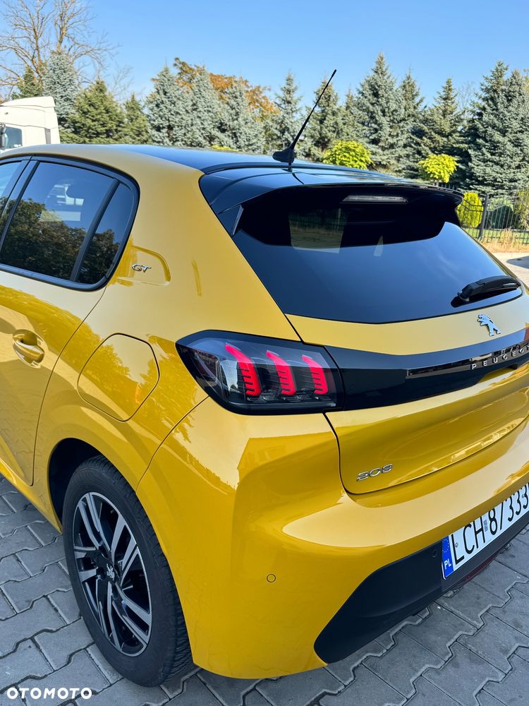 Peugeot 208 - 14