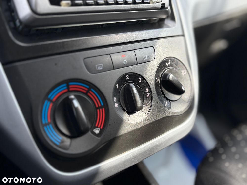 Fiat Grande Punto 1.4 8V - 19