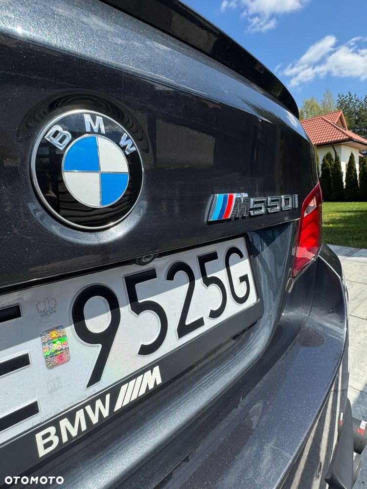 BMW Seria 5 550i xDrive Sport-Aut - 7