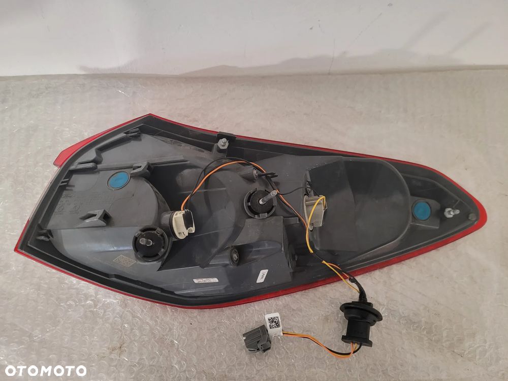 Ford Focus mk4 kombi lampa tylna zwykła lewa ładna - 4