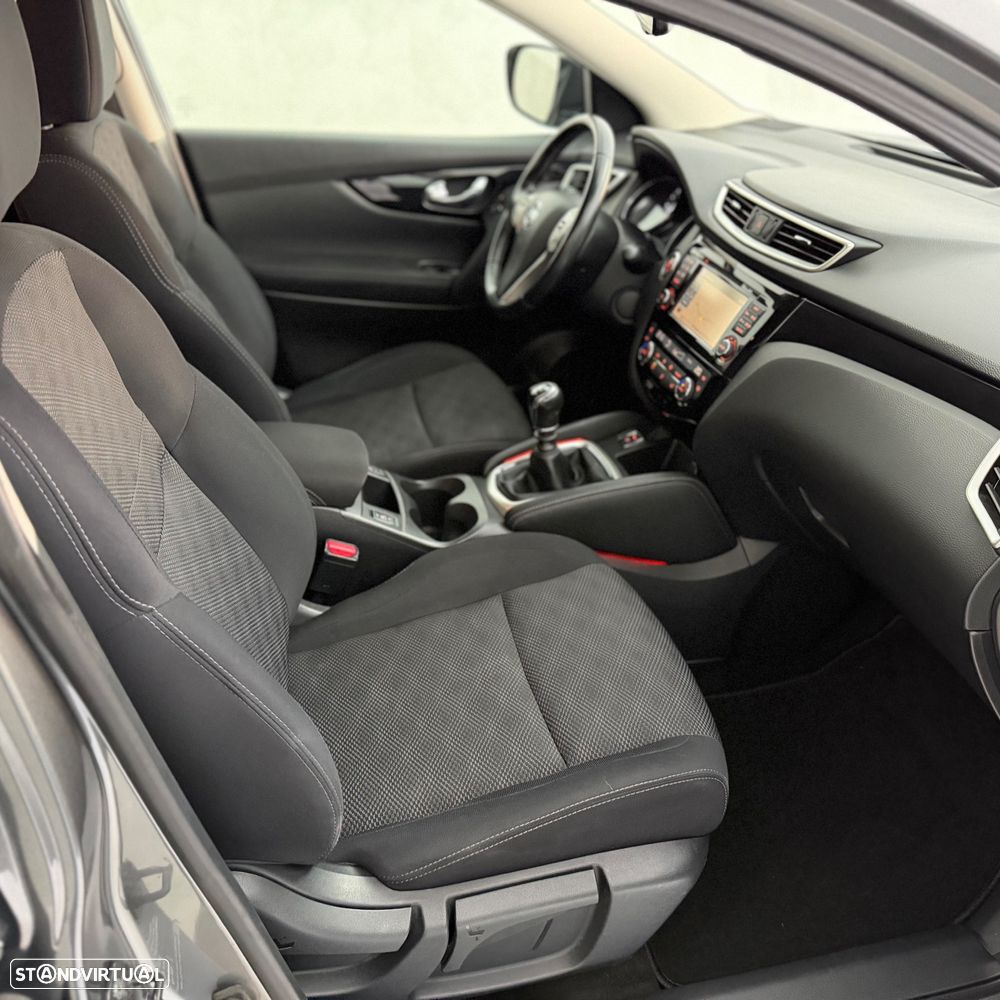 Nissan Qashqai 1.6 dCi ALL-MODE 4x4i N-Connecta - 35