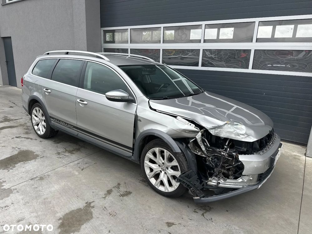 Volkswagen Passat 2.0 TDI 4Mot Highline DSG - 8