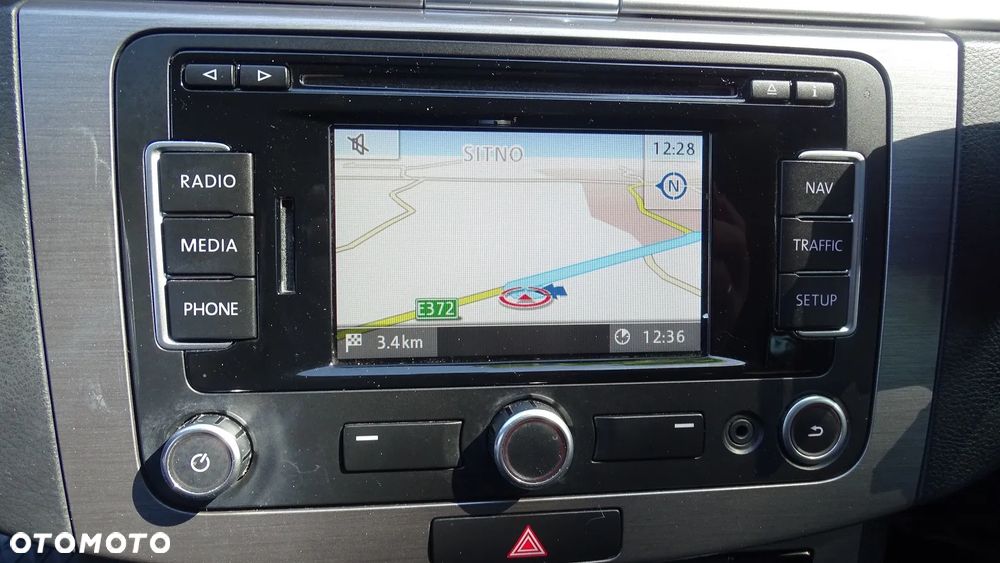 Volkswagen Passat Variant 2.0 TDI BlueMotion Technology Comfortline - 22