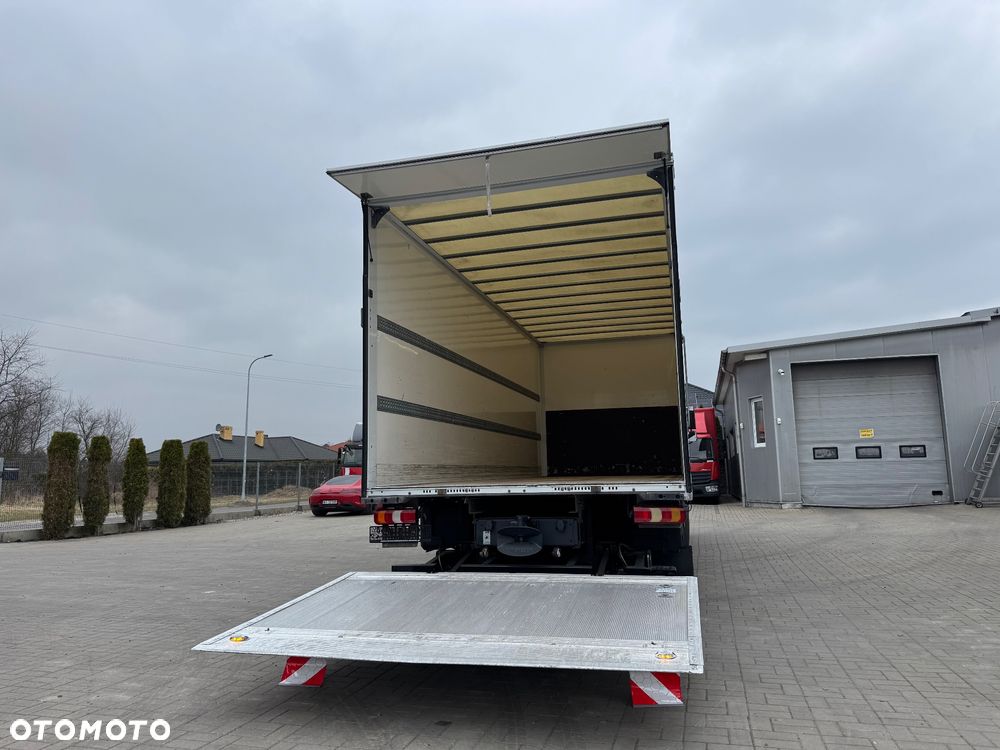 Mercedes-Benz ATEGO - 21