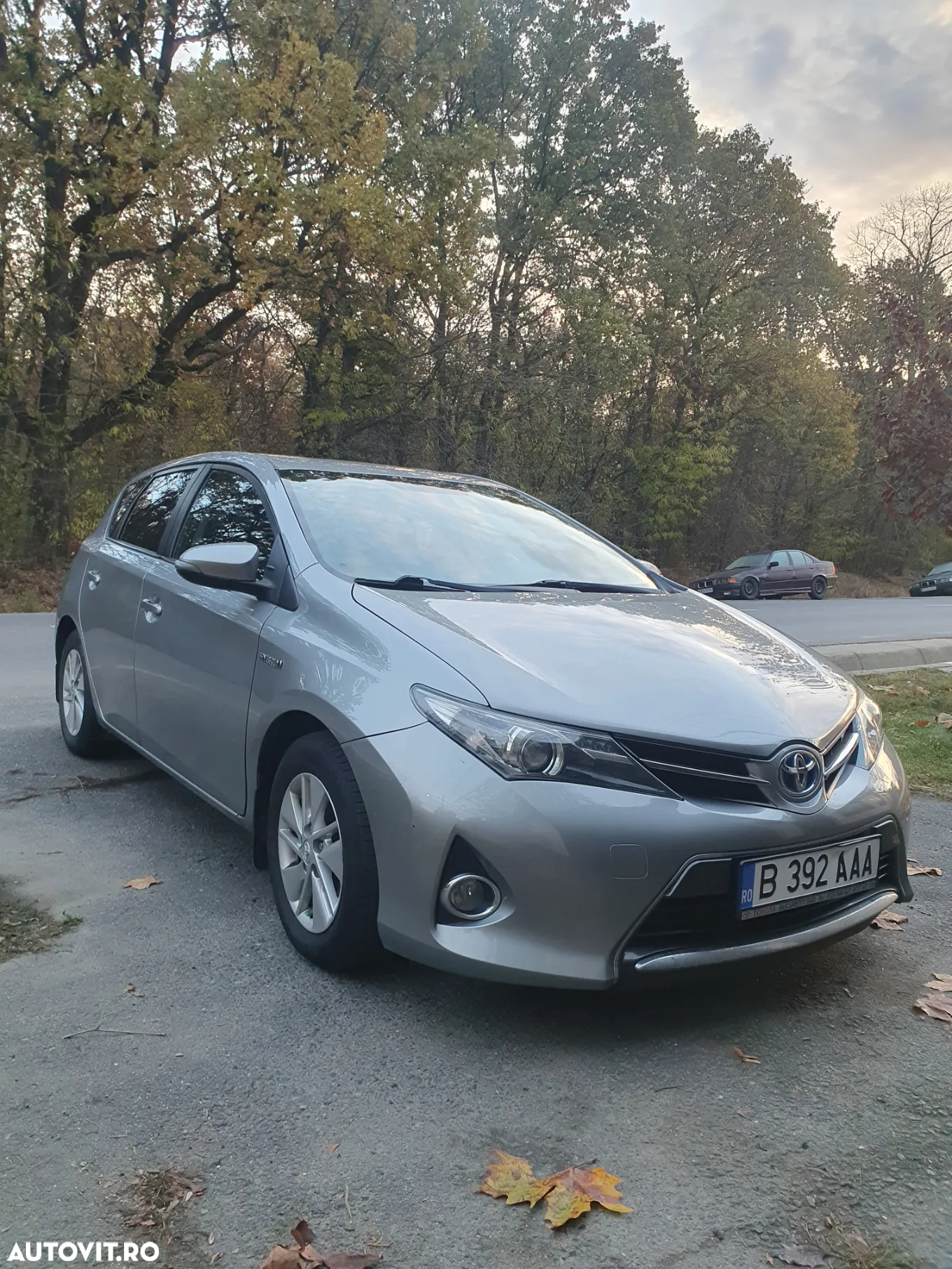 Toyota Auris 1.8 L VVT-i HSD Luna - 5