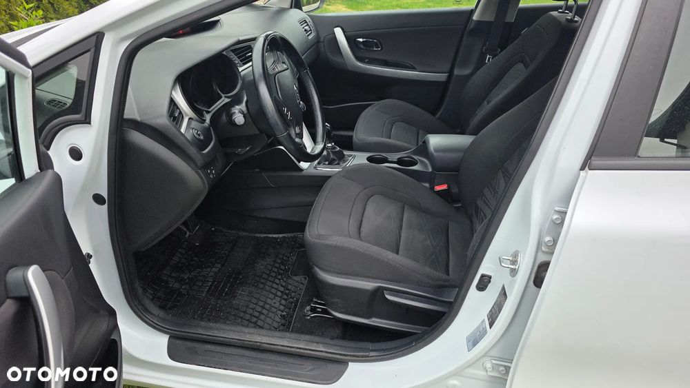 Kia Ceed 1.4 CRDi M - 32