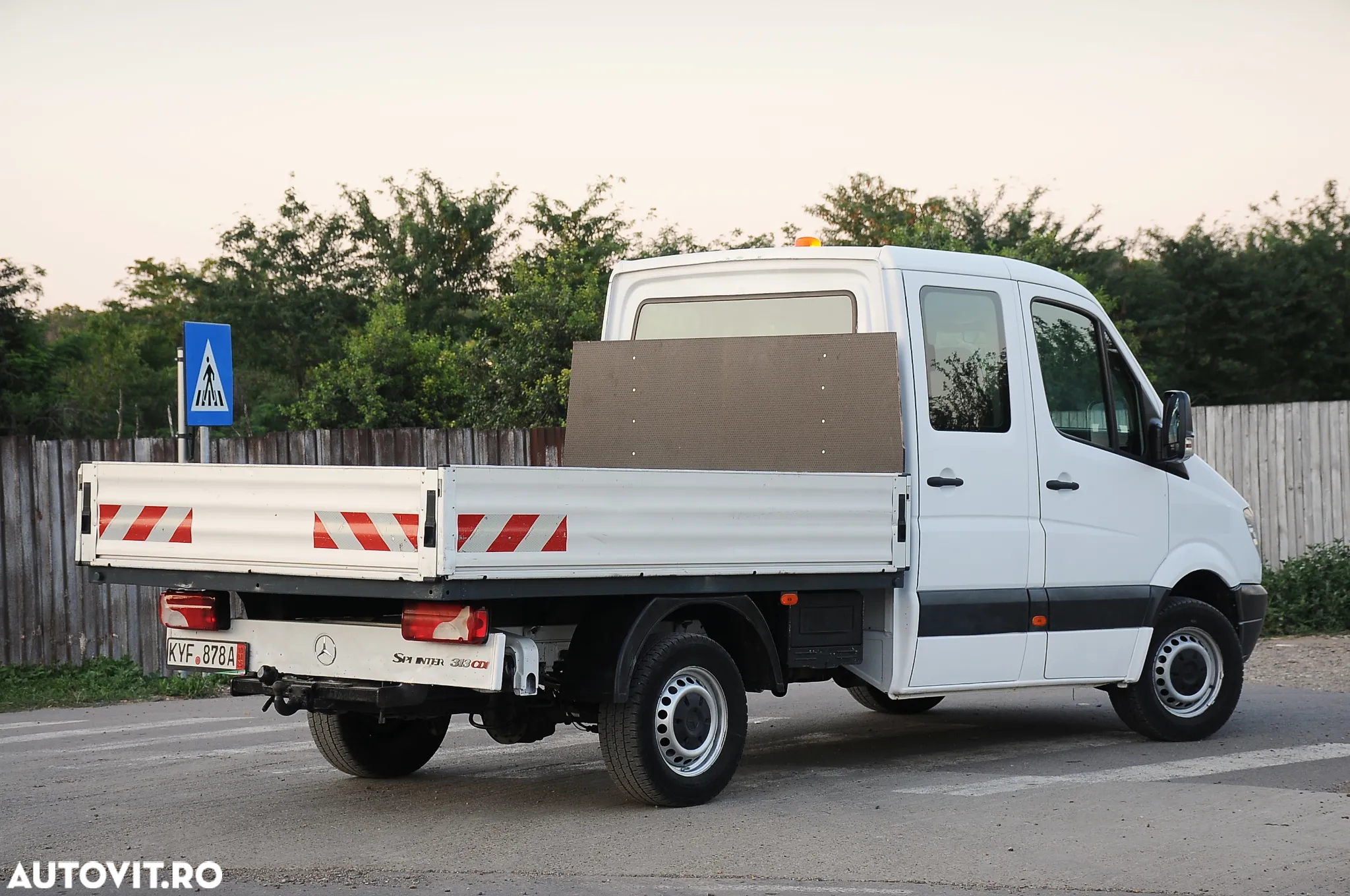 Mercedes-Benz Sprinter - 4
