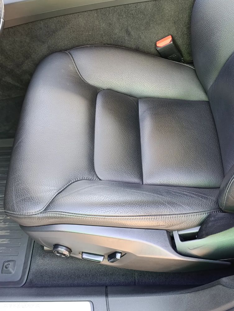 Volvo XC 60 T5 AWD Geartronic Momentum - 10