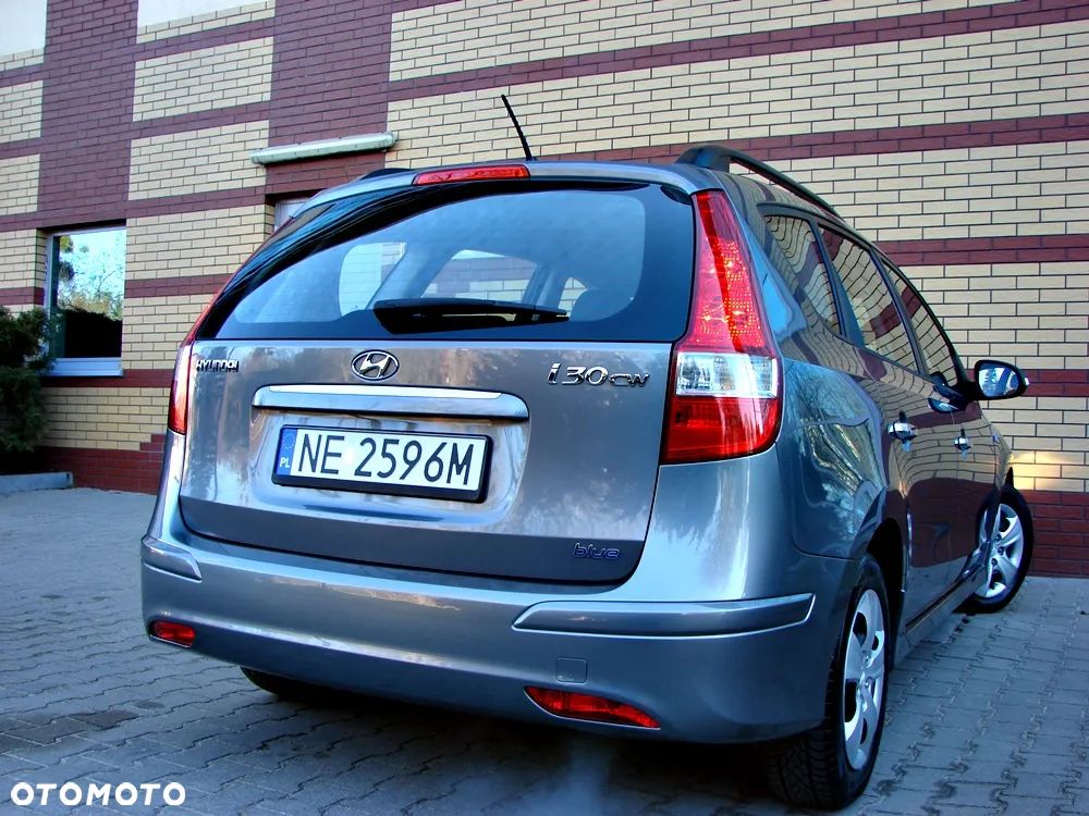 Hyundai i30 i30cw 1.4 blue Comfort - 16