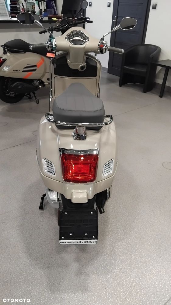 Vespa GTS - 3