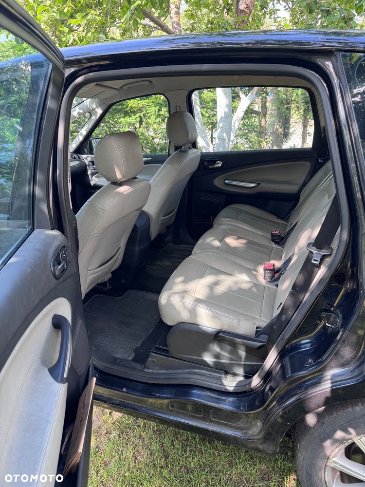 Ford S-Max - 7