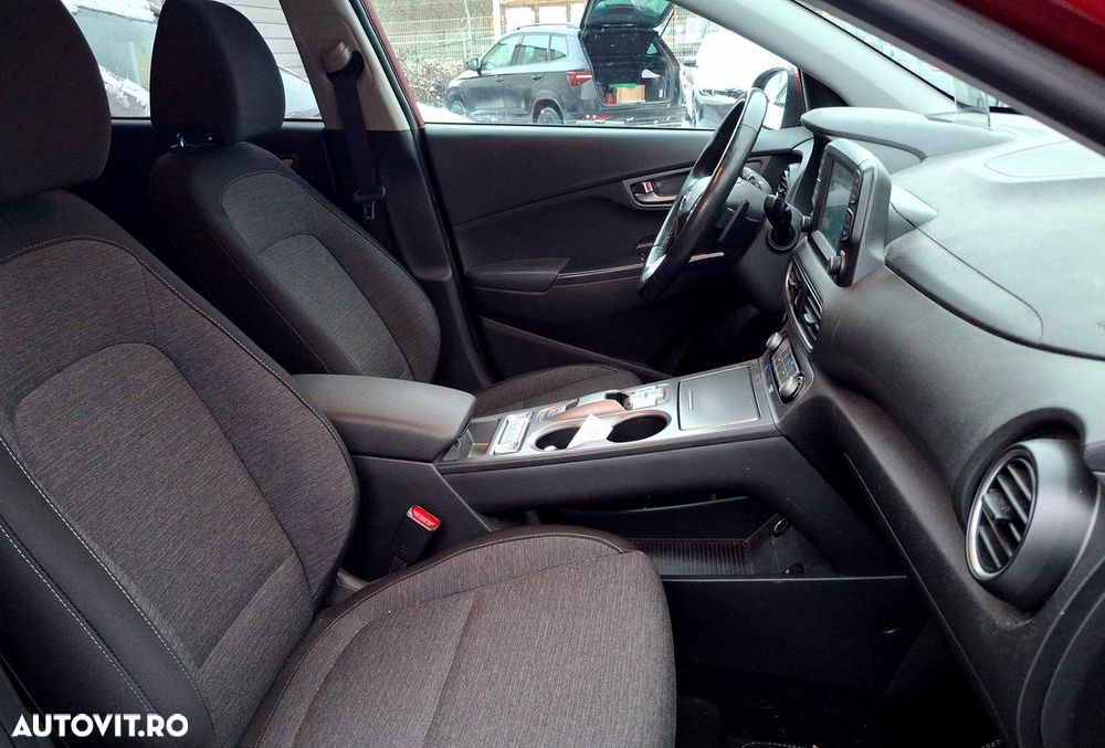 Hyundai KONA Premium - 18