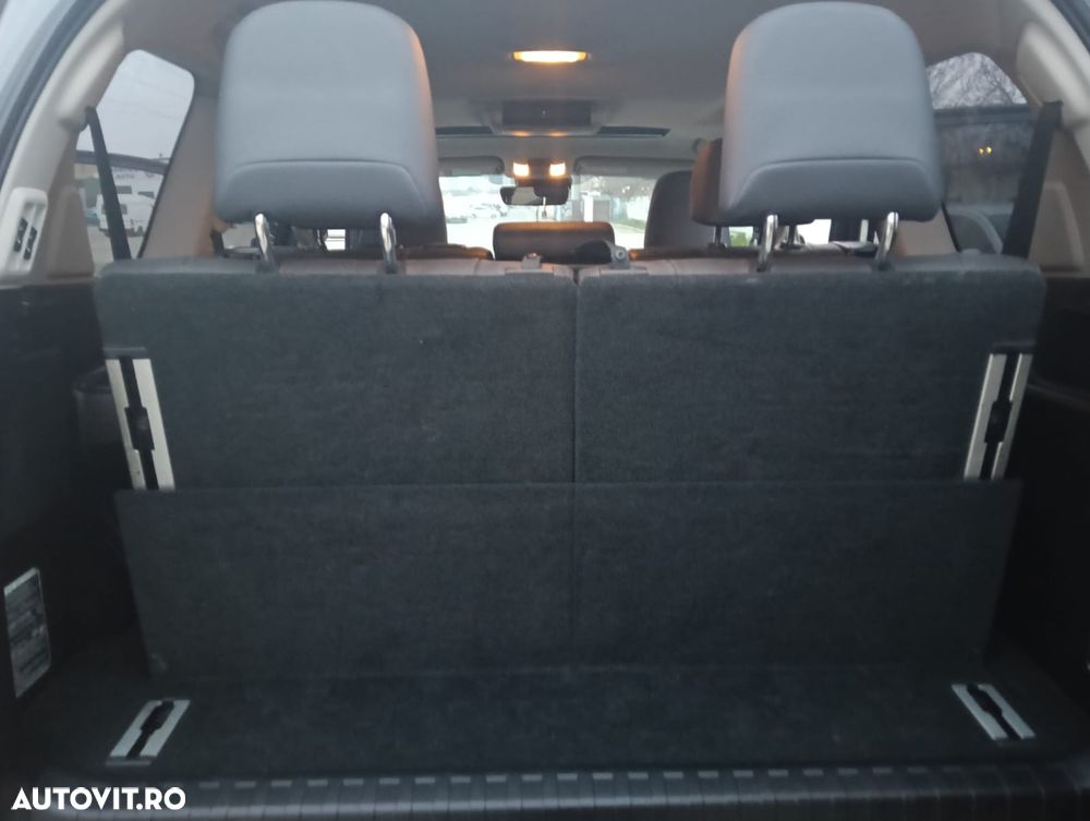 Toyota Land Cruiser - 23