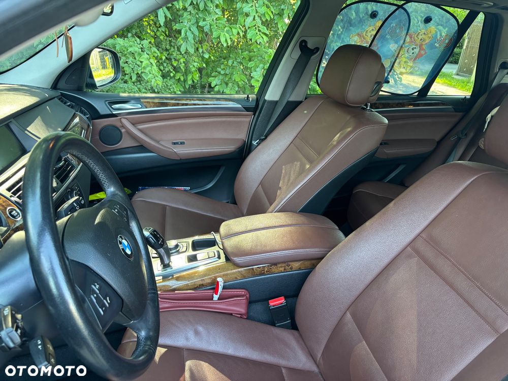 BMW X5 xDrive35d - 9