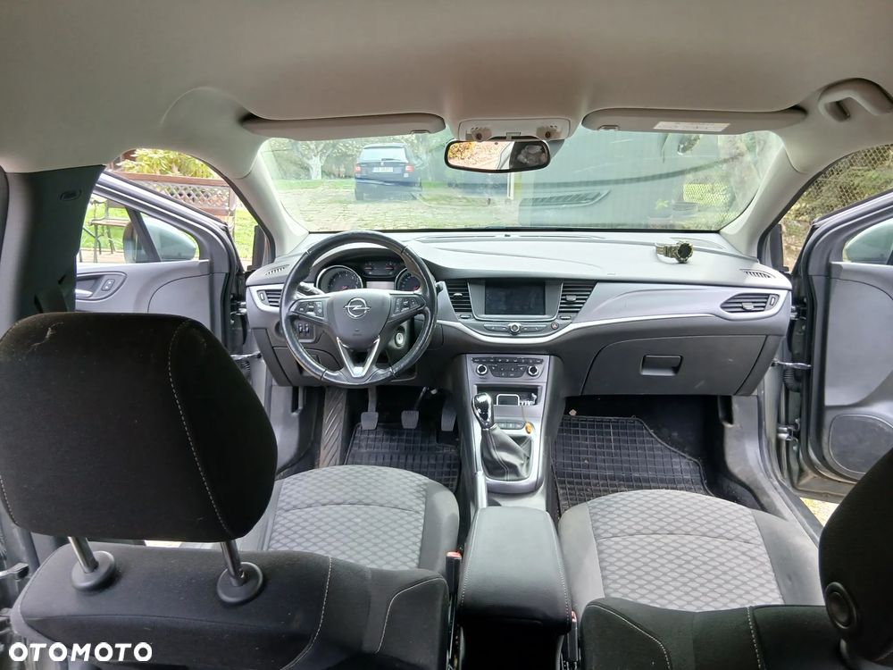 Opel Astra 1.2 T Elegance S&S - 28