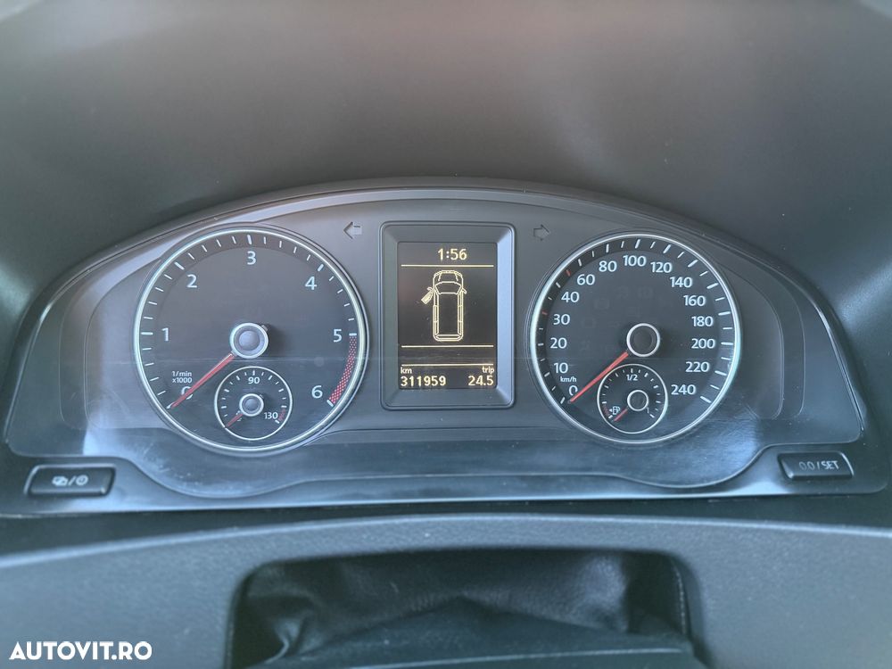 Volkswagen Transporter - 9