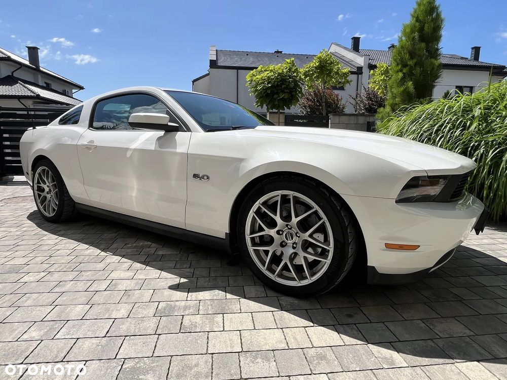 Ford Mustang 5.0 V8 GT - 2