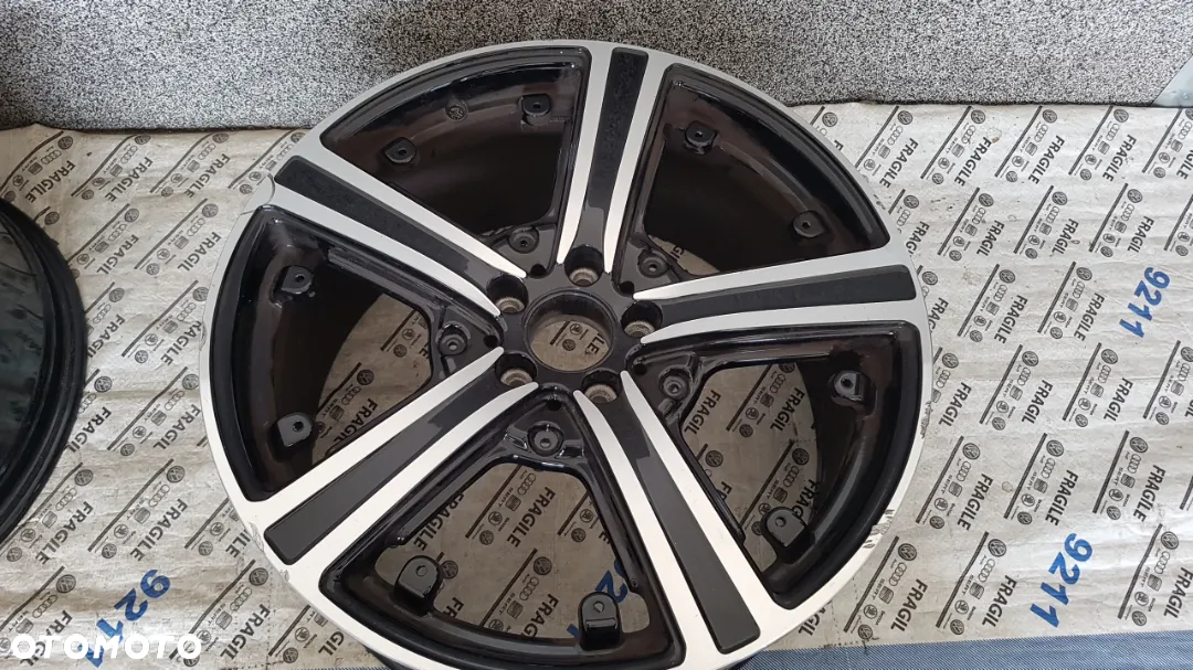 FELGA MERCEDES A 295 401 13 00  5X112 9JX20 ET50 A 295 400 200 4010 - 10