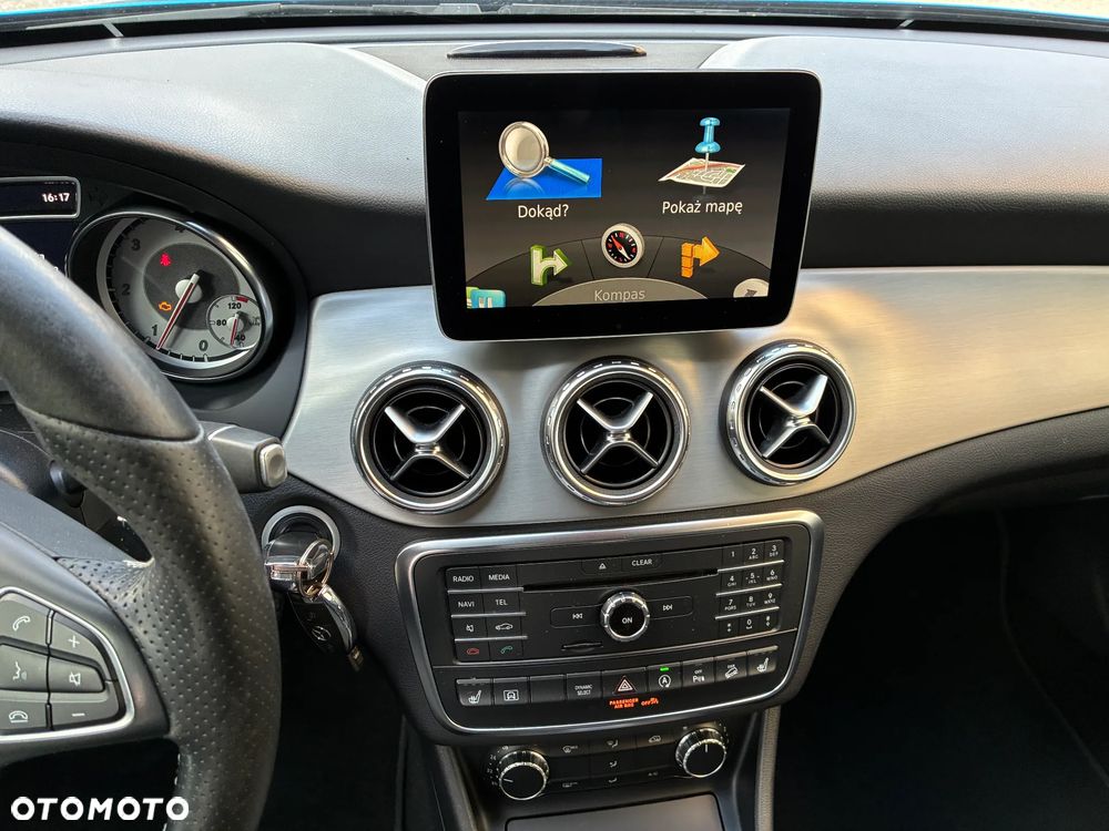 Mercedes-Benz GLA 200 (CDI) d 4Matic 7G-DCT Urban - 31