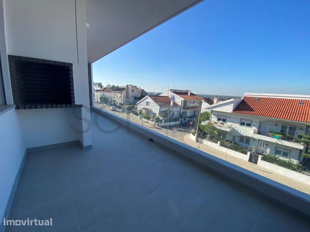 Apartamento T3 Novo | Santa Marta do Pinhal | Acabamentos Premium - Grande imagem: 2/25