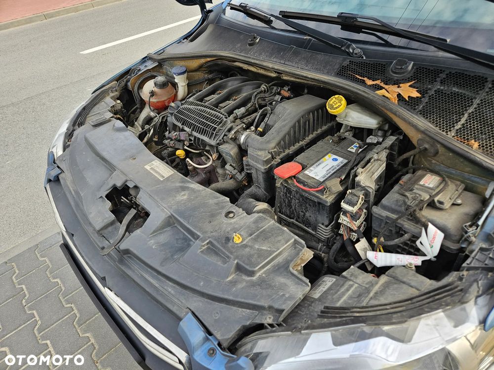 Peugeot 301 1.2 Pure Tech Active - 18