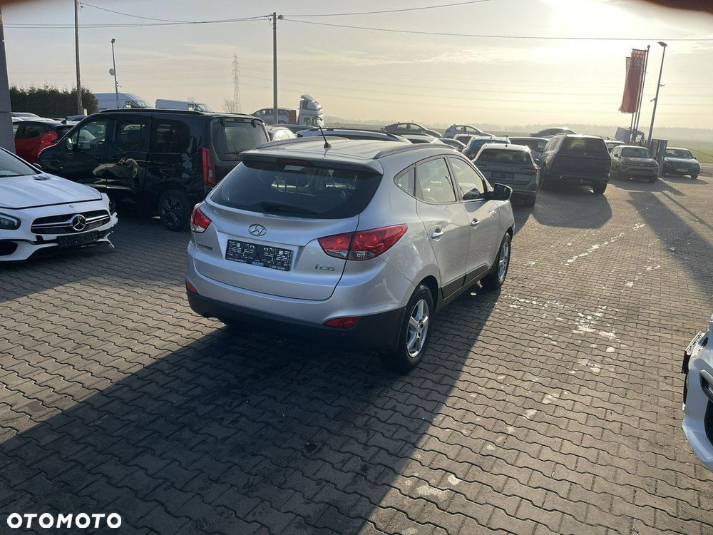 Hyundai ix35 1.6 2WD Trend - 4