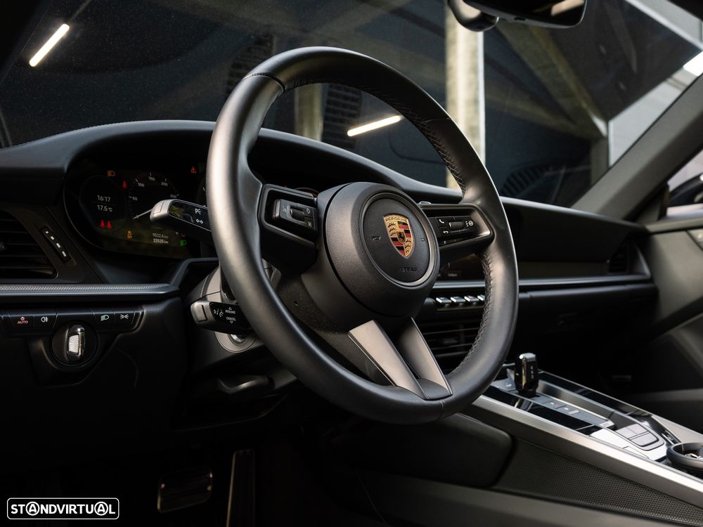 Porsche 911 (992) Carrera S PDK - 31