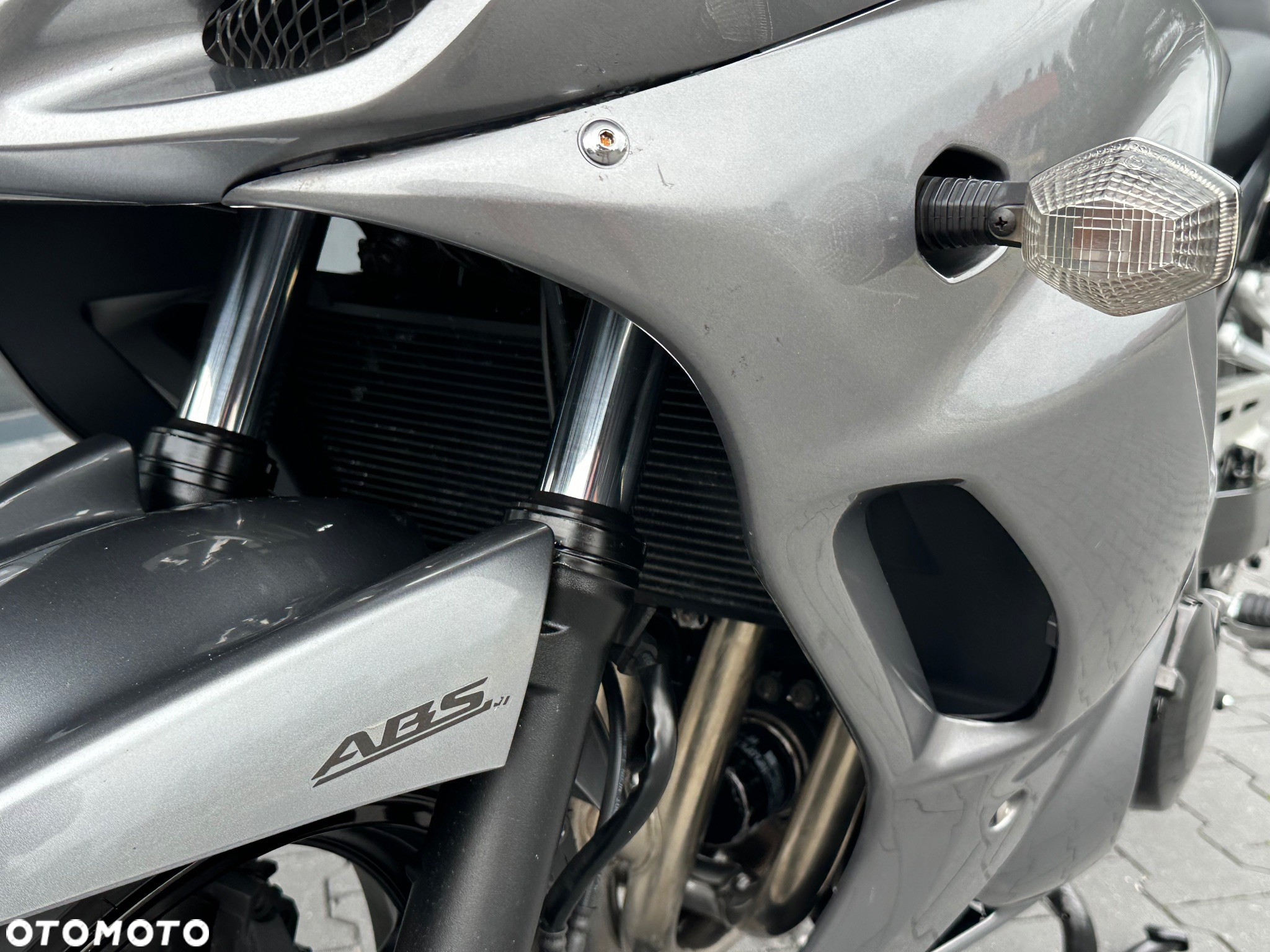 Suzuki GSX - 36