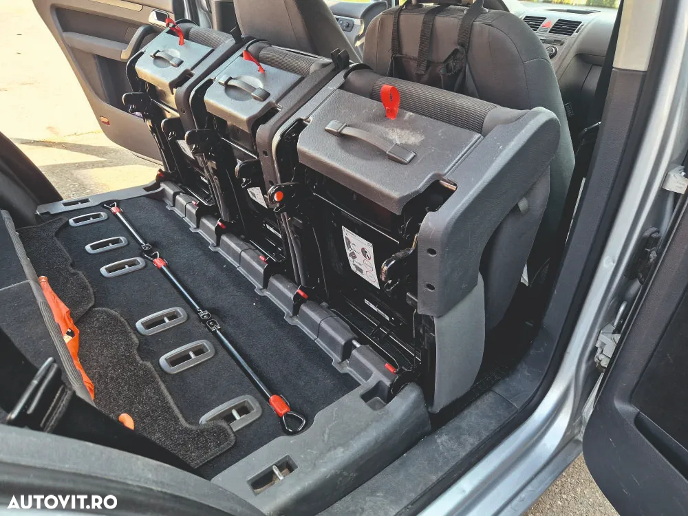 Volkswagen Touran 1.9TDI Basis - 4