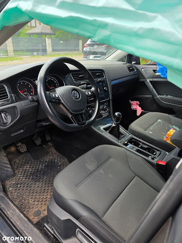 Volkswagen Golf 1.5 TSI BMT Comfortline - 7