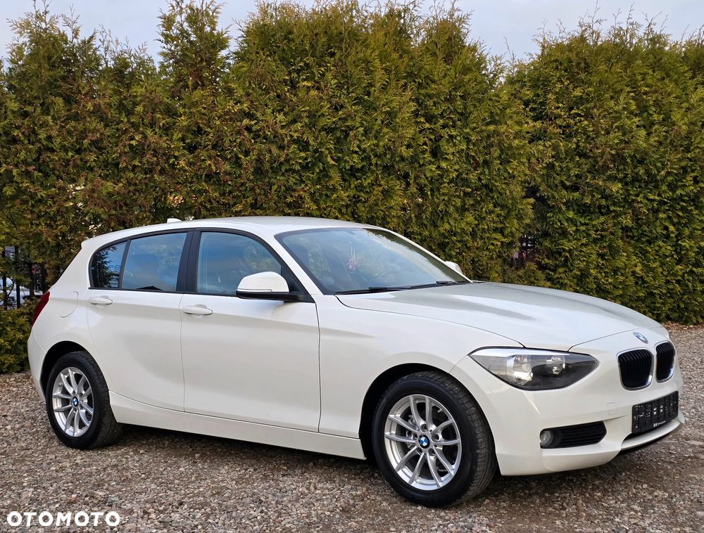 BMW Seria 1 116i - 17