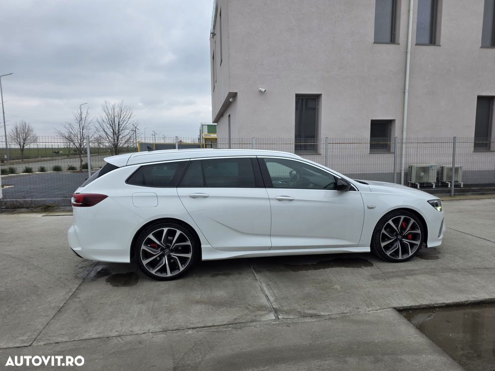 Opel Insignia 2.0 Direct InjectionTurbo Aut GSI - 3