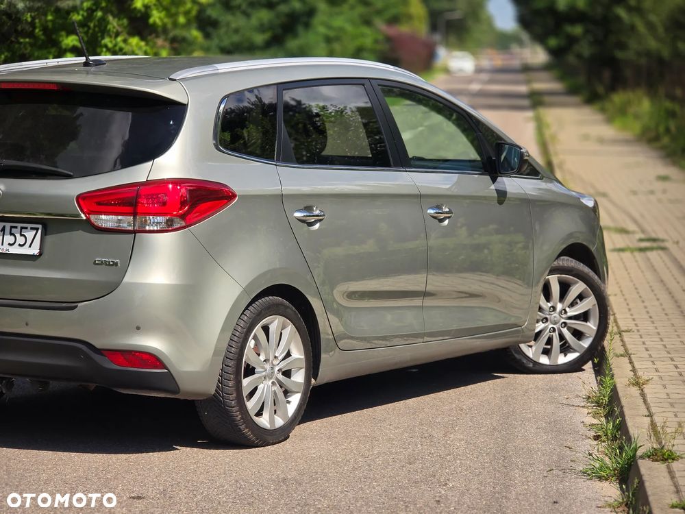 Kia Carens 1.7 CRDi L 7os - 39