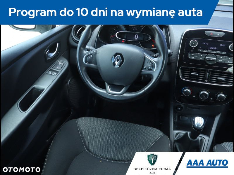 Renault Clio - 8