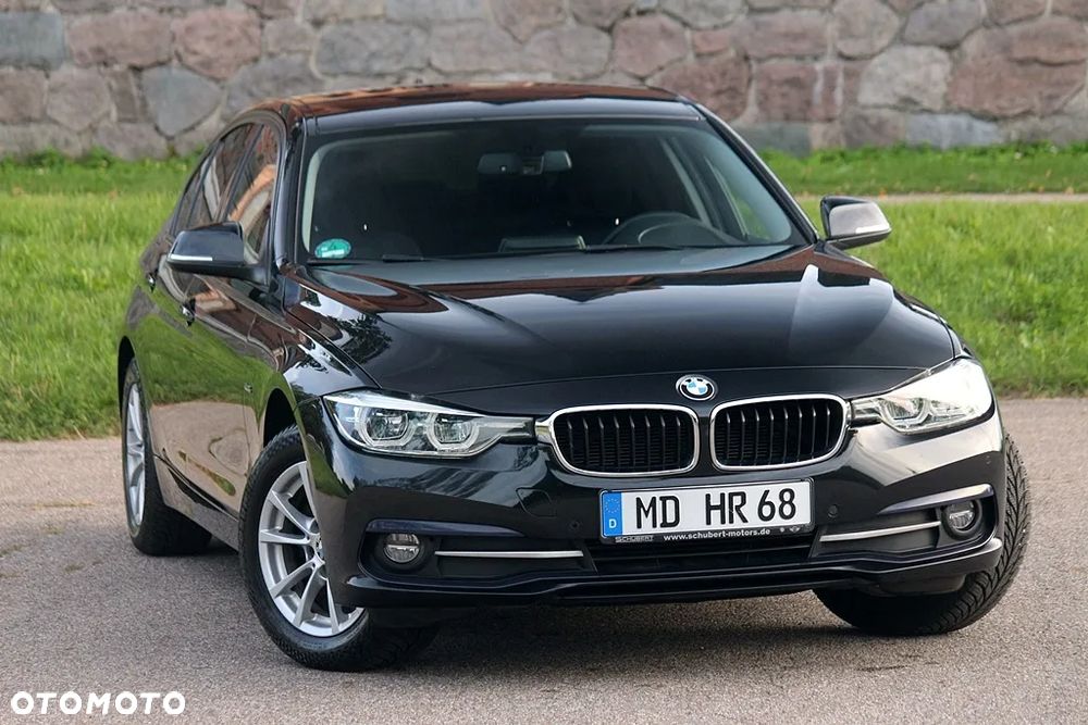 BMW Seria 3 318i Sport Line - 15
